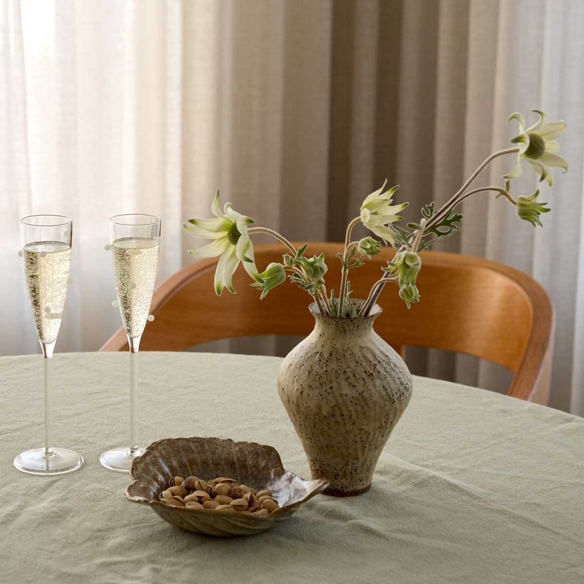 2 Pomponette Flutes | Clear & White