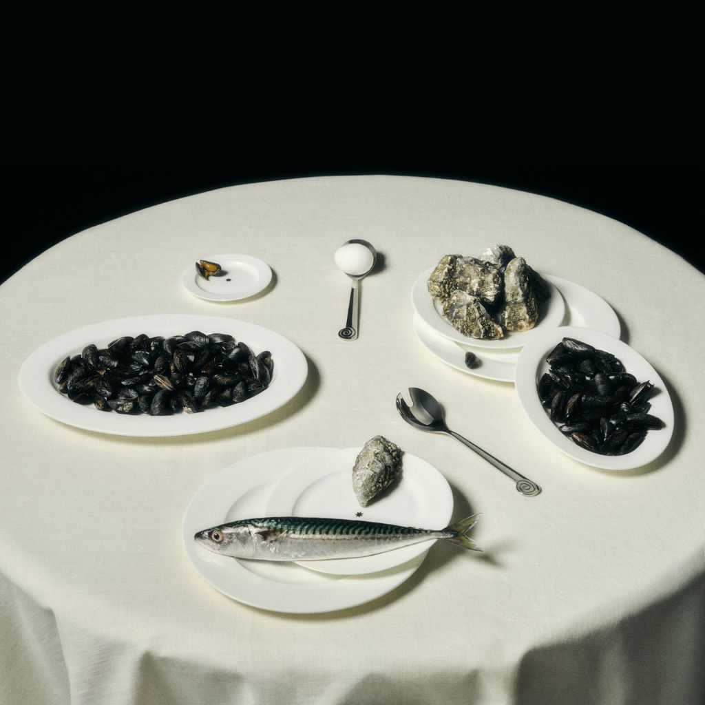 Star Large Serving Dish